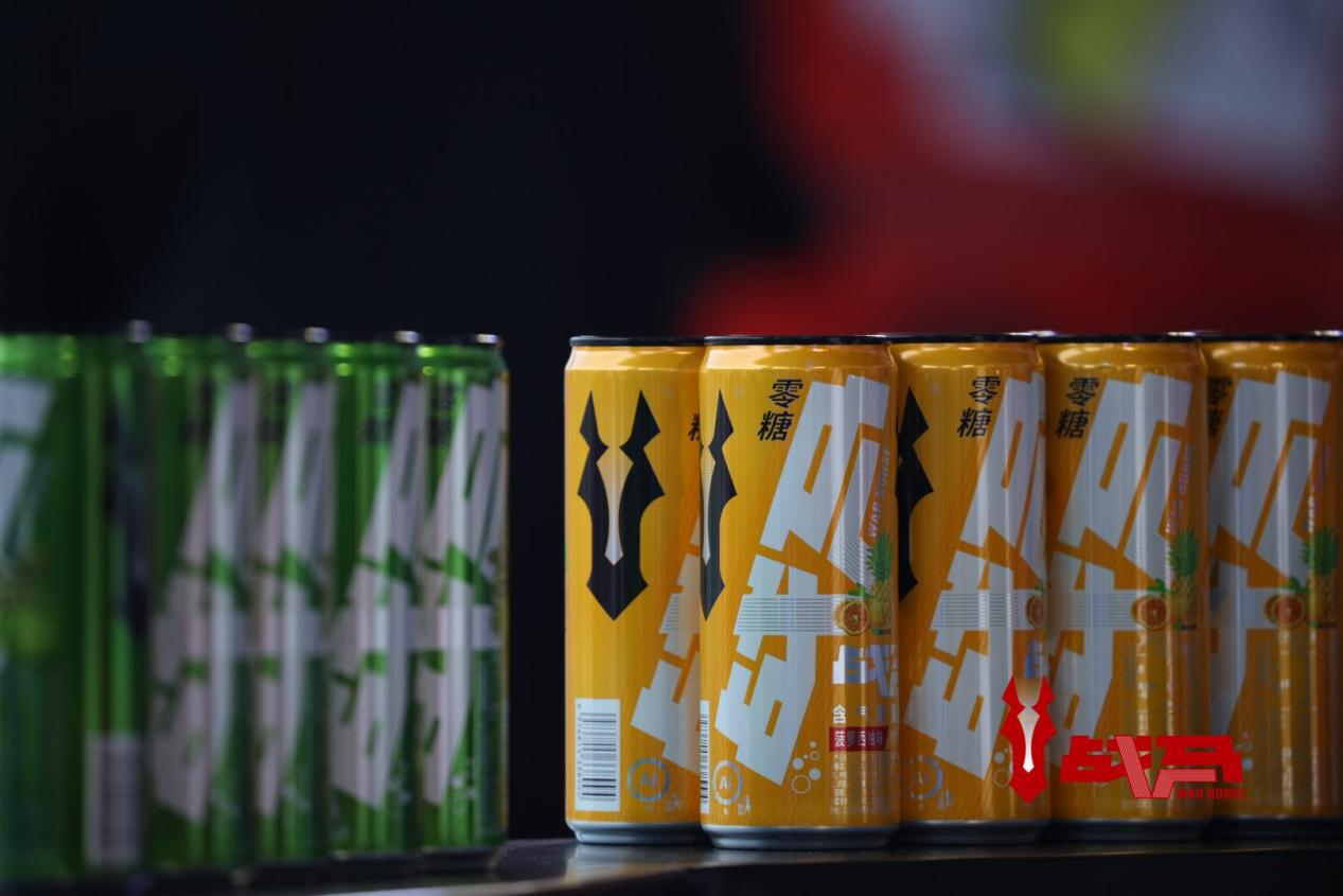 补充能量就选国产能量饮料战马,年轻人指尖对决尽兴而归 补充能量就选国产能量饮料战马,年轻人指尖对决尽兴而归