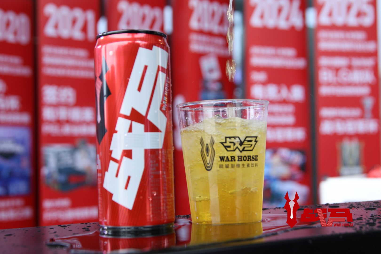 春季马拉松赛季开启，来一罐战马能量饮料为热爱灌注能量