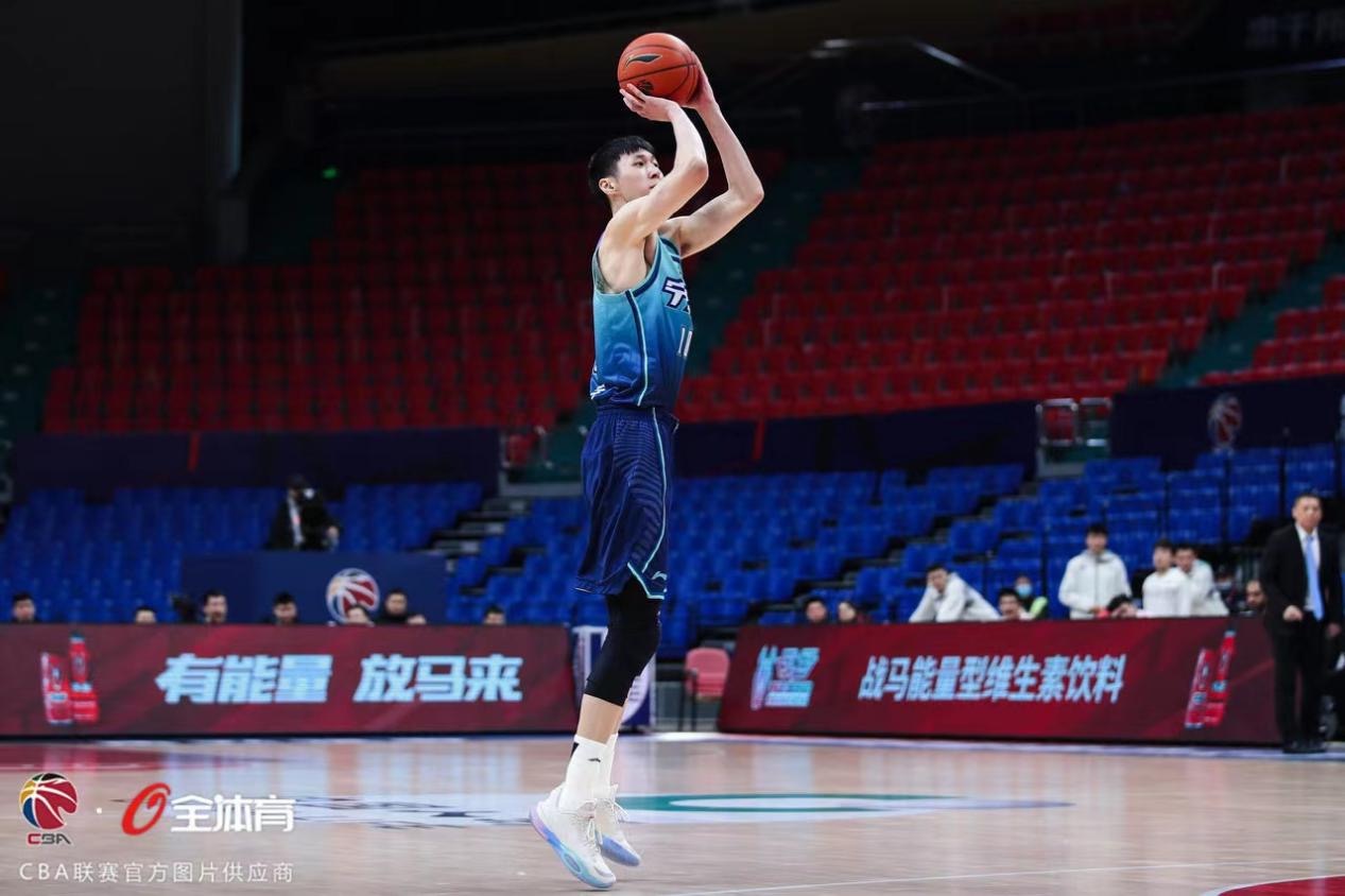 健身适合喝什么饮料？能量型维生素饮料战马给你新的惊喜
