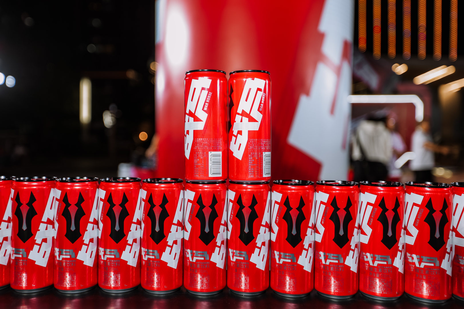 街头极限运动能量告急？国产能量饮料战马超燃能量助力